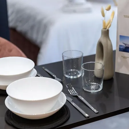 Aether Luxe * Salonic